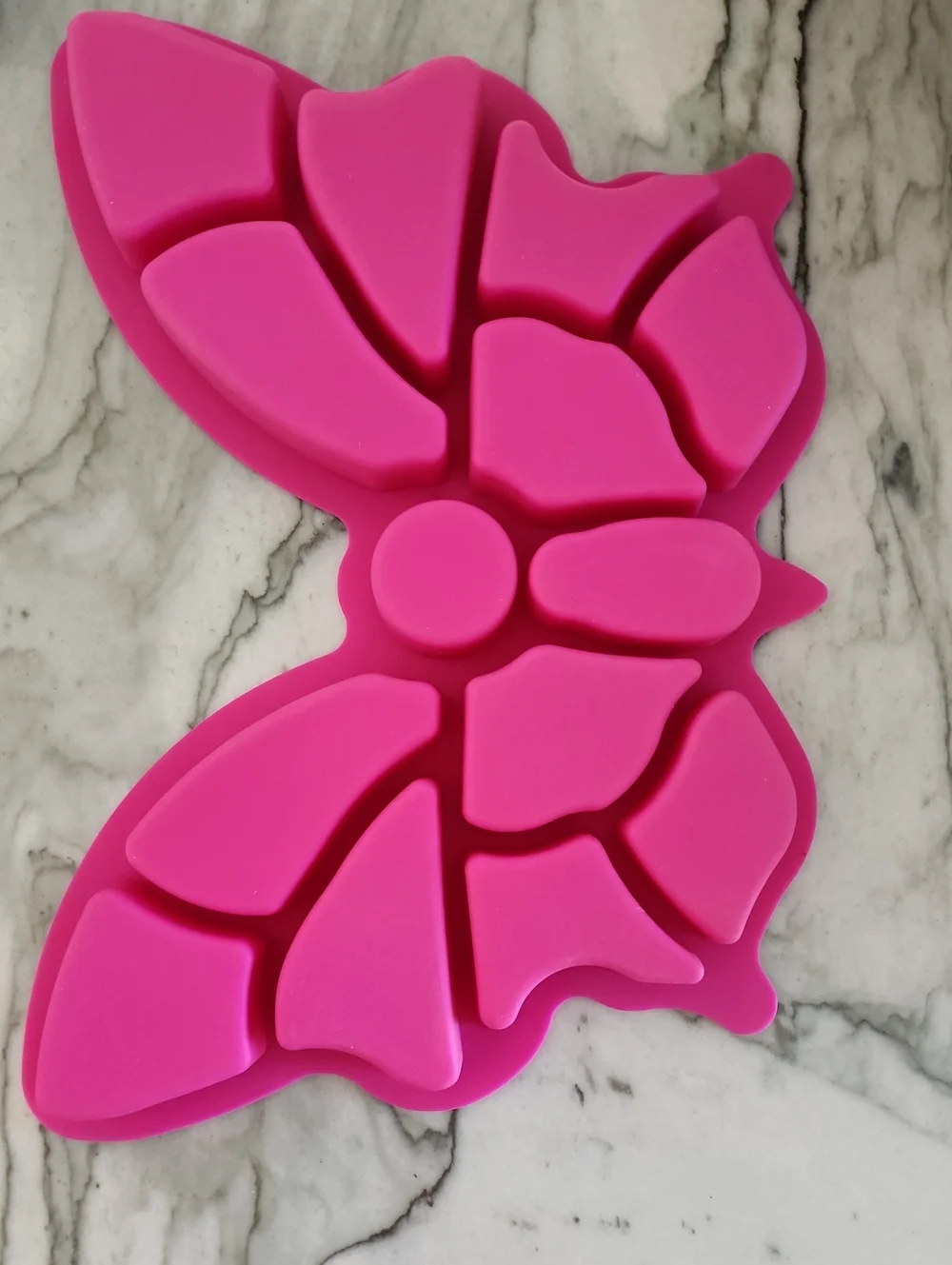 Wiltshire - Little Chef - Pink Butterfly & Jigsaw Car - Silicone Baking Molds